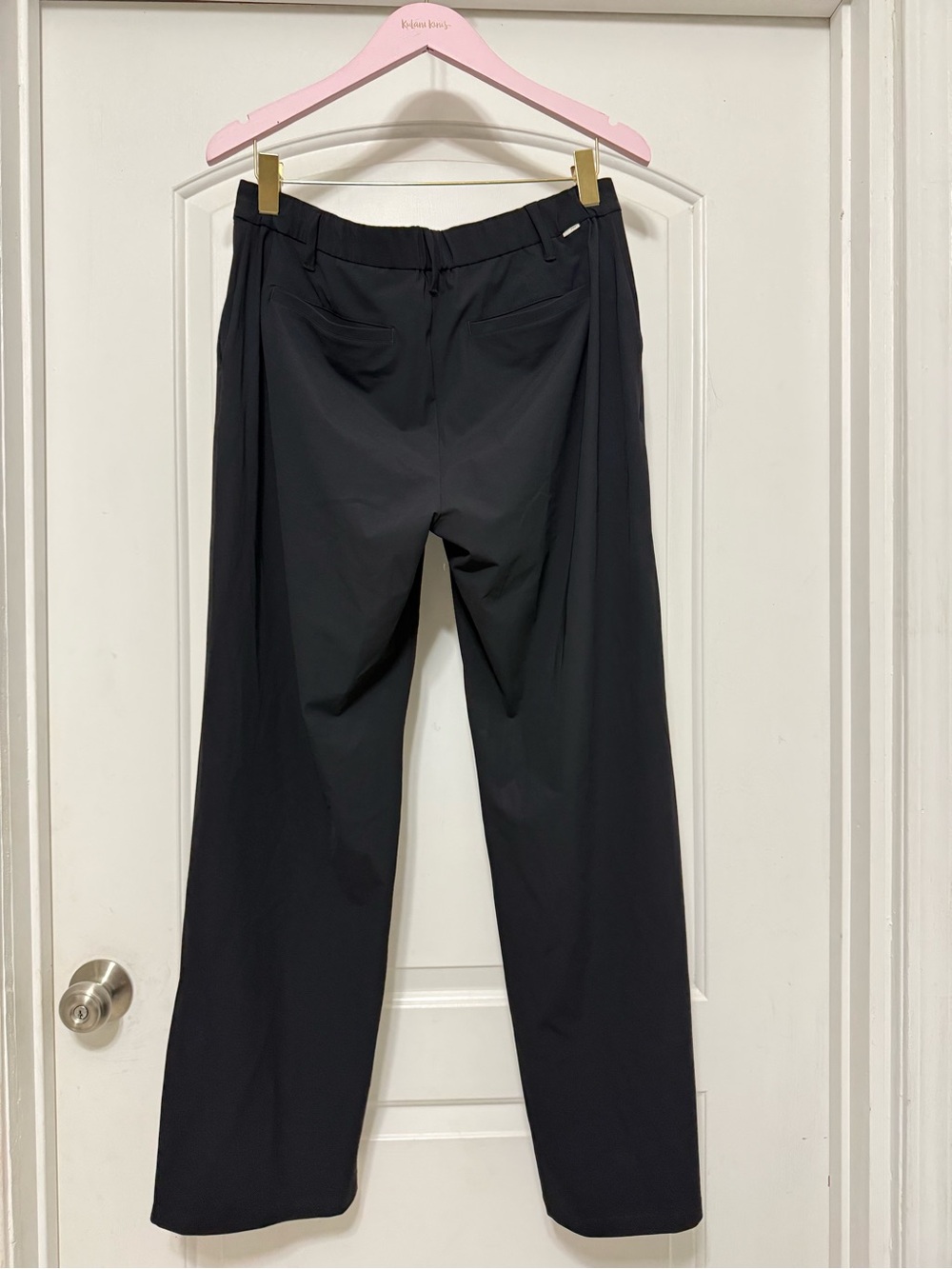 Villa Wideleg Trouser - Short - Picture 3 of 5